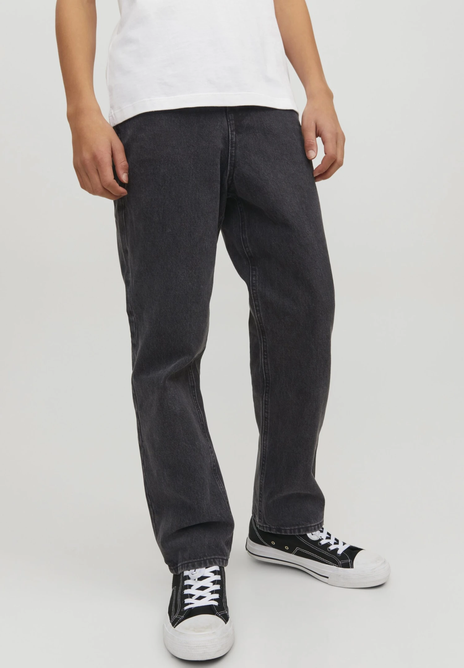 Jack & Jones Junior Jjichris Jnr - Straight Leg Jeans - Black Denim 4 Jack & Jones Junior Jjichris Jnr - Straight Leg Jeans - Black Denim - Image 2