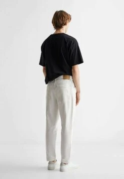 Mango Kids Tapfitbr - Straight Leg Jeans - White 11 Mango Kids Tapfitbr - Straight Leg Jeans - White -Kids Clothing Shop 4e2d48f36b7340228ce37f726374e813