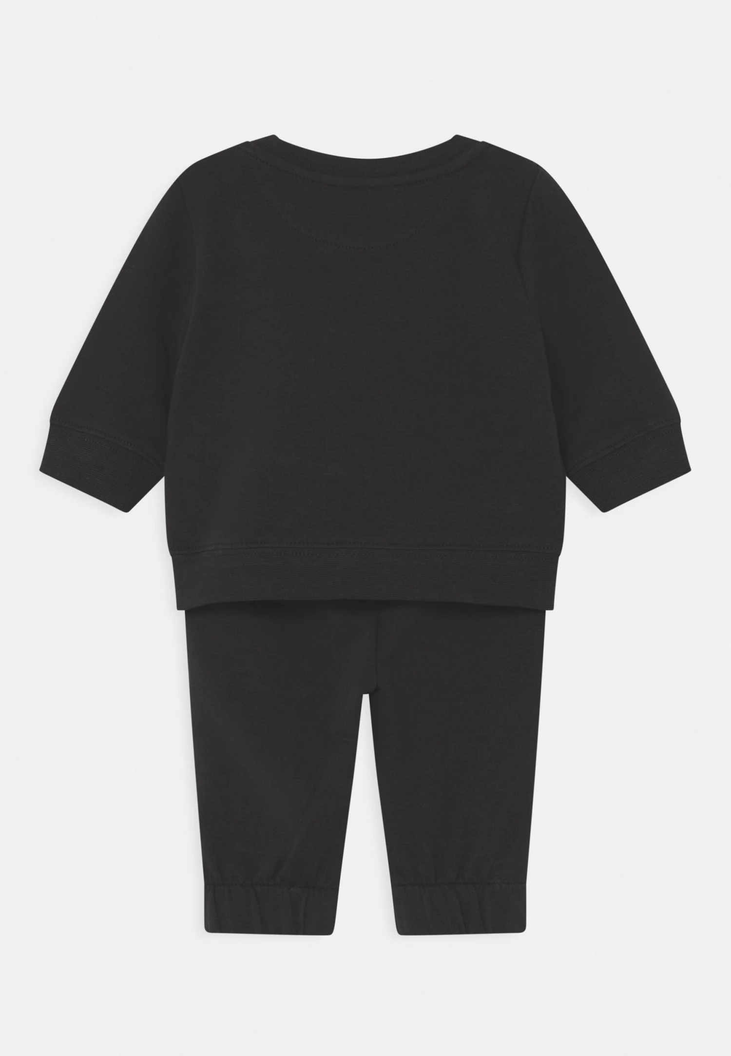 Calvin Klein Jeans Baby Monogram Unisex Set - Tracksuit - Black 4 Calvin Klein Jeans Baby Monogram Unisex Set - Tracksuit - Black - Image 2