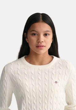 Gant Shield Cable C Neck - Jumper - Eggshell -Kids Clothing Shop b1b055d31a874e2395a91117ab56bd18