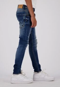 Raizzed Bangkok - Slim Fit Jeans - Dark Blue Stone 9 Raizzed Bangkok - Slim Fit Jeans - Dark Blue Stone -Kids Clothing Shop c667e19a15d34d4a830c6cb4c9819b44