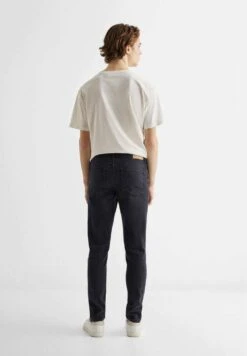 Mango Kids Sfit - Slim Fit Jeans - Black Denim 10 Mango Kids Sfit - Slim Fit Jeans - Black Denim -Kids Clothing Shop df13d8d8125d4ff2bb569fa68f26f9e4