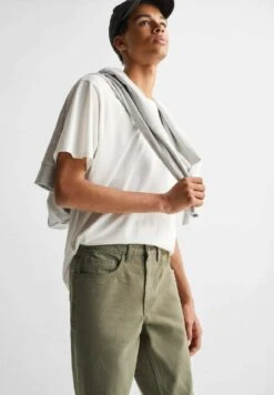 Mango Kids Sergio - Slim Fit Jeans - Kaki 11 Mango Kids Sergio - Slim Fit Jeans - Kaki -Kids Clothing Shop faa2c50804fc481ebc05f8ac881f66e1